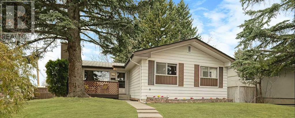 Property at 5007 Vallance Crescent NW image 2