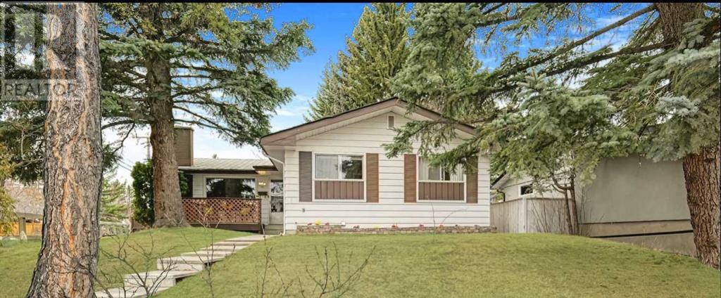 Property at 5007 Vallance Crescent NW image 1