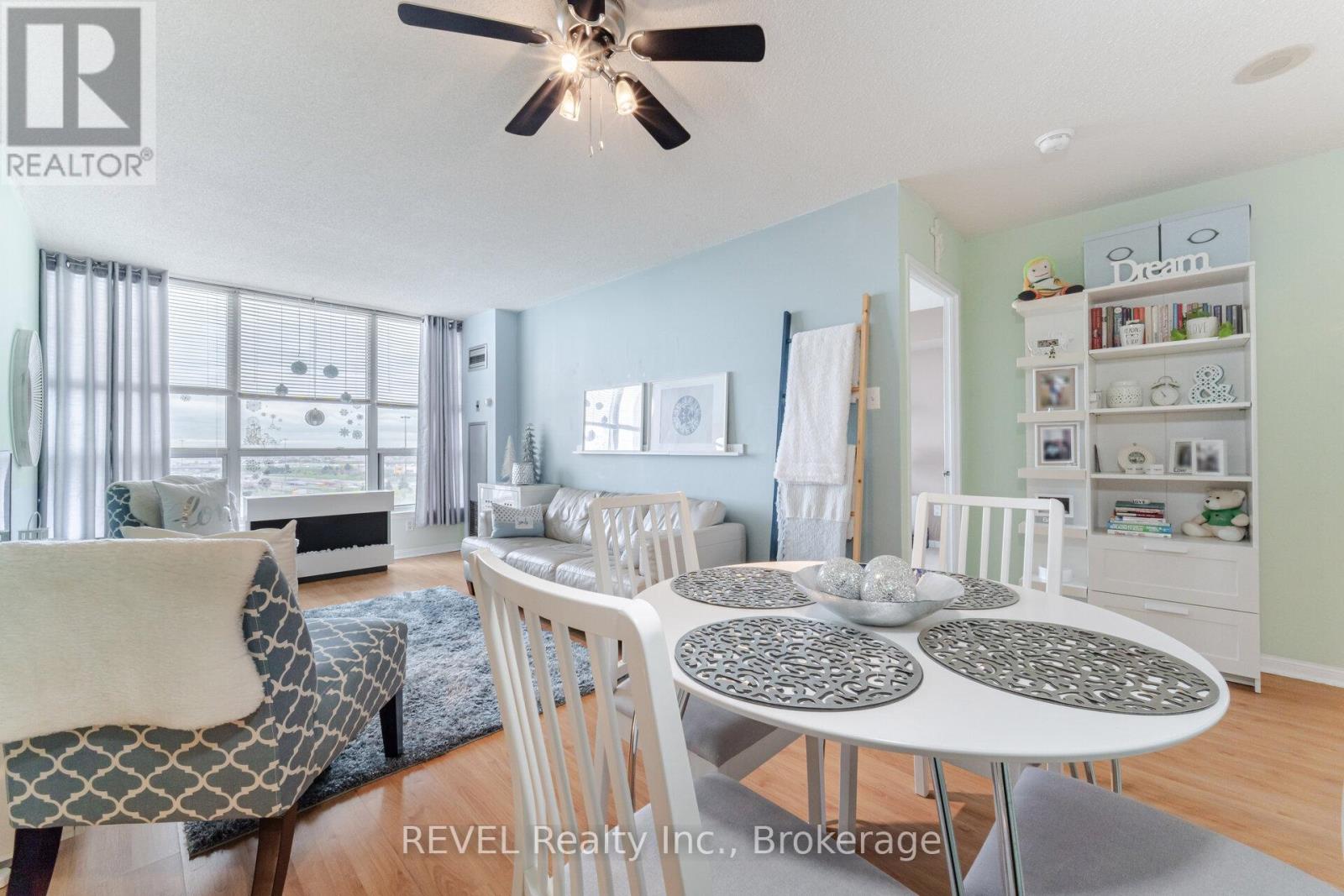 803 - 12 Laurelcrest Street, Brampton (Queen Street Corridor), Ontario  L6S 5Y4 - Photo 8 - W12134300