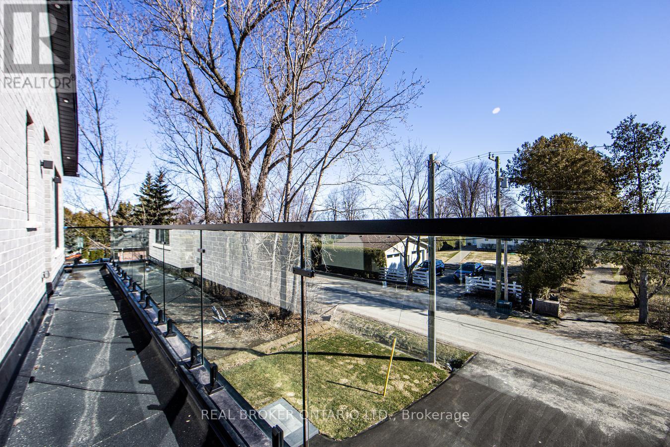 496 Duclos Point Road, Georgina, Ontario  L0E 1N0 - Photo 39 - N12099892
