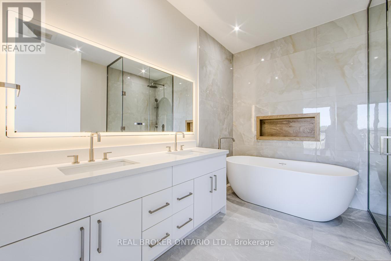 496 Duclos Point Road, Georgina, Ontario  L0E 1N0 - Photo 26 - N12099892