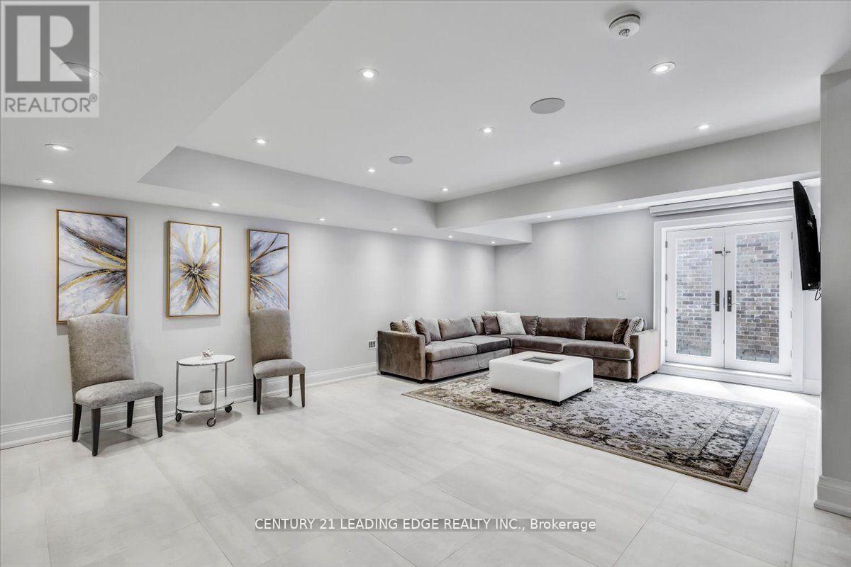25 Talisman Crescent, Markham, Ontario  L3P 2C8 - Photo 40 - N12134027