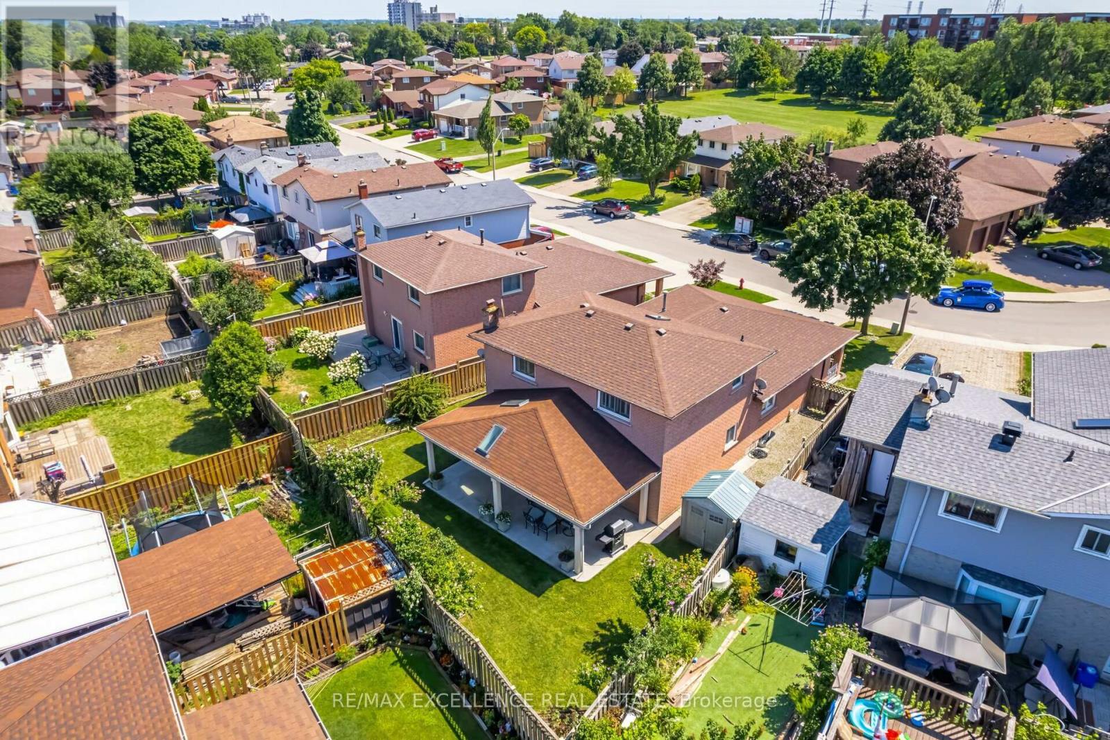 60 Indian Crescent, Hamilton, Ontario  L8V 4X5 - Photo 50 - X12133870
