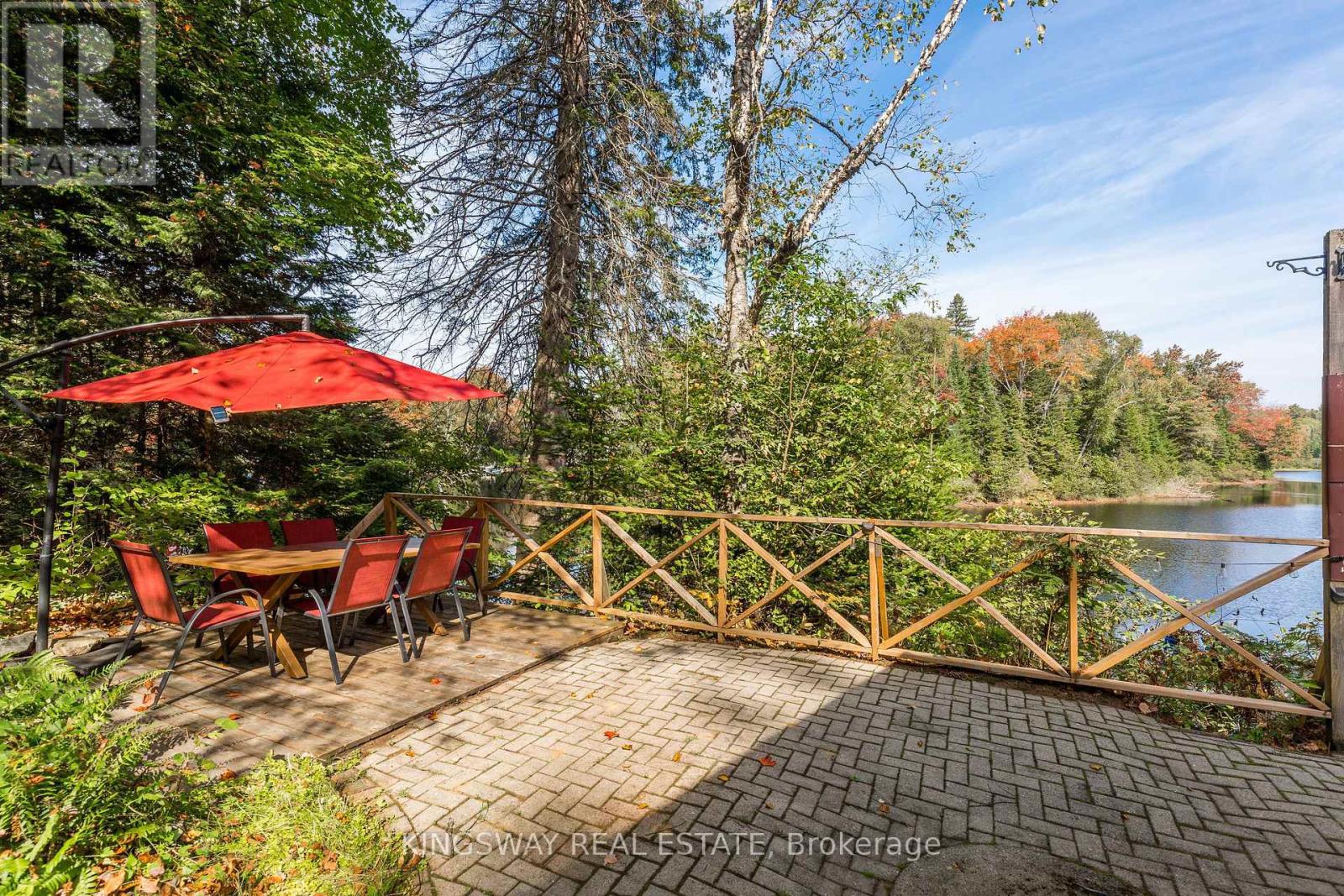325 Balsam Chutes Road, Huntsville, Ontario  P0B 1L0 - Photo 22 - X12133881