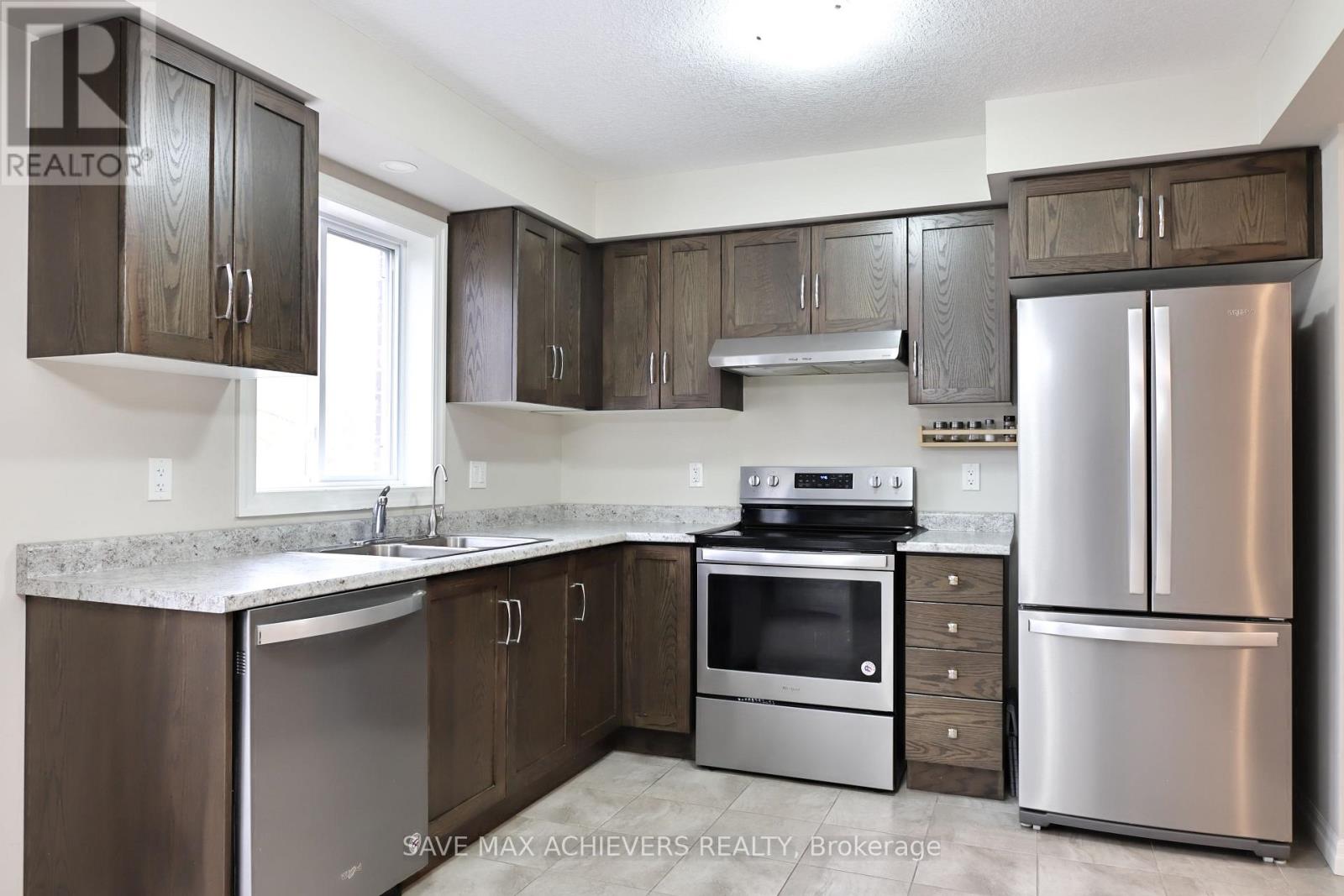 3 - 35 Shamrock Street, Cambridge, Ontario  N3C 1H9 - Photo 14 - X12133900