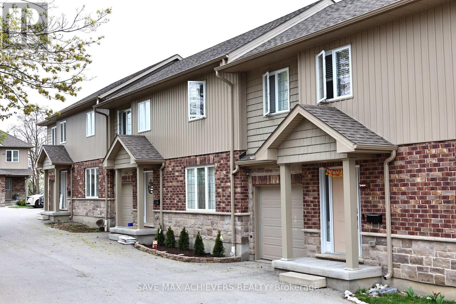 3 - 35 Shamrock Street, Cambridge, Ontario  N3C 1H9 - Photo 8 - X12133900