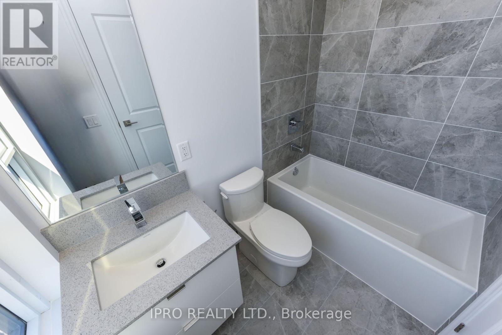 3504 - 30 Elm Drive W, Mississauga, Ontario  L5B 0N6 - Photo 26 - W12030797