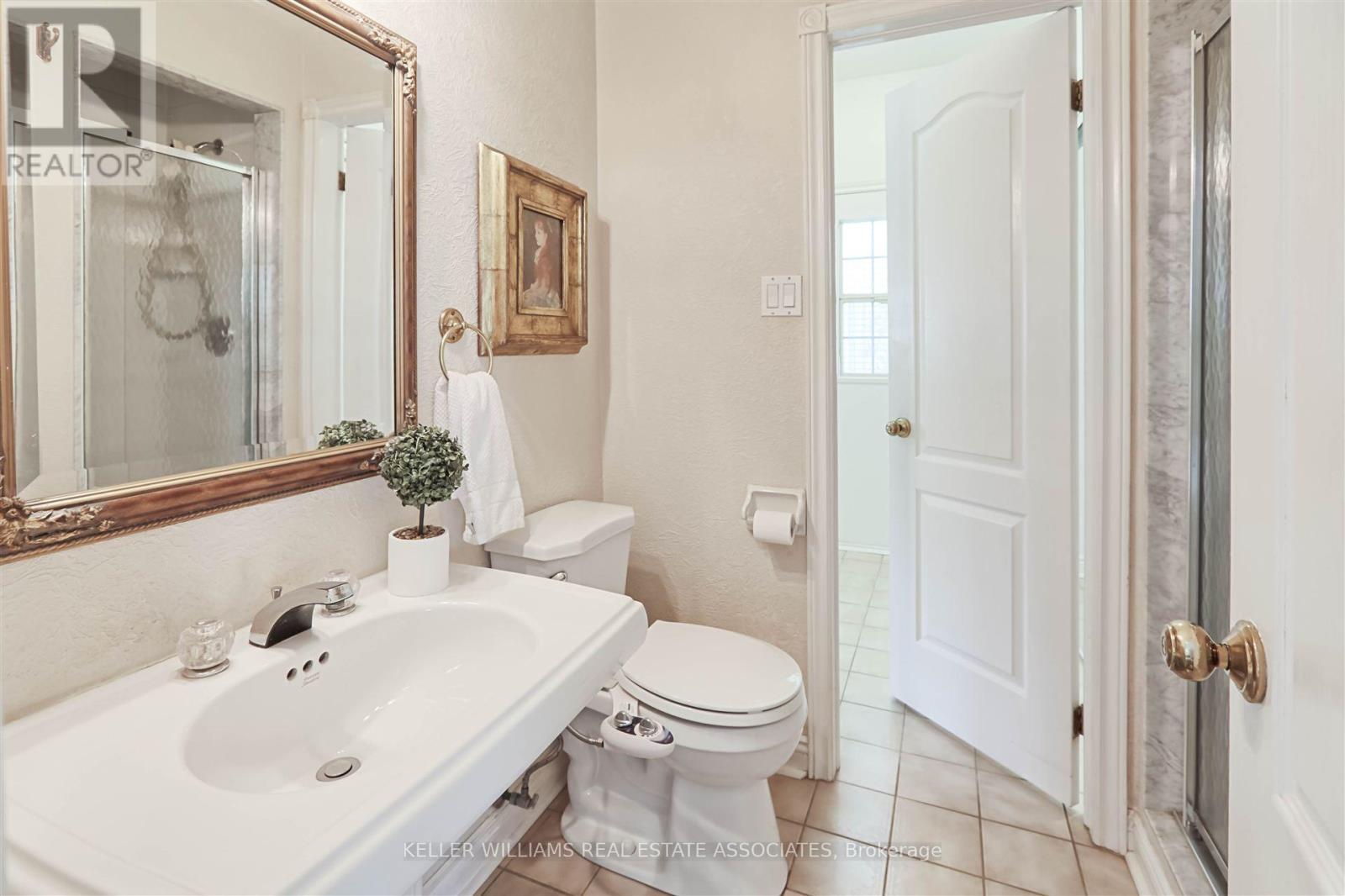 599 Lakeside Avenue, Mississauga (Lakeview), Ontario  L5G 1N7 - Photo 21 - W12132722