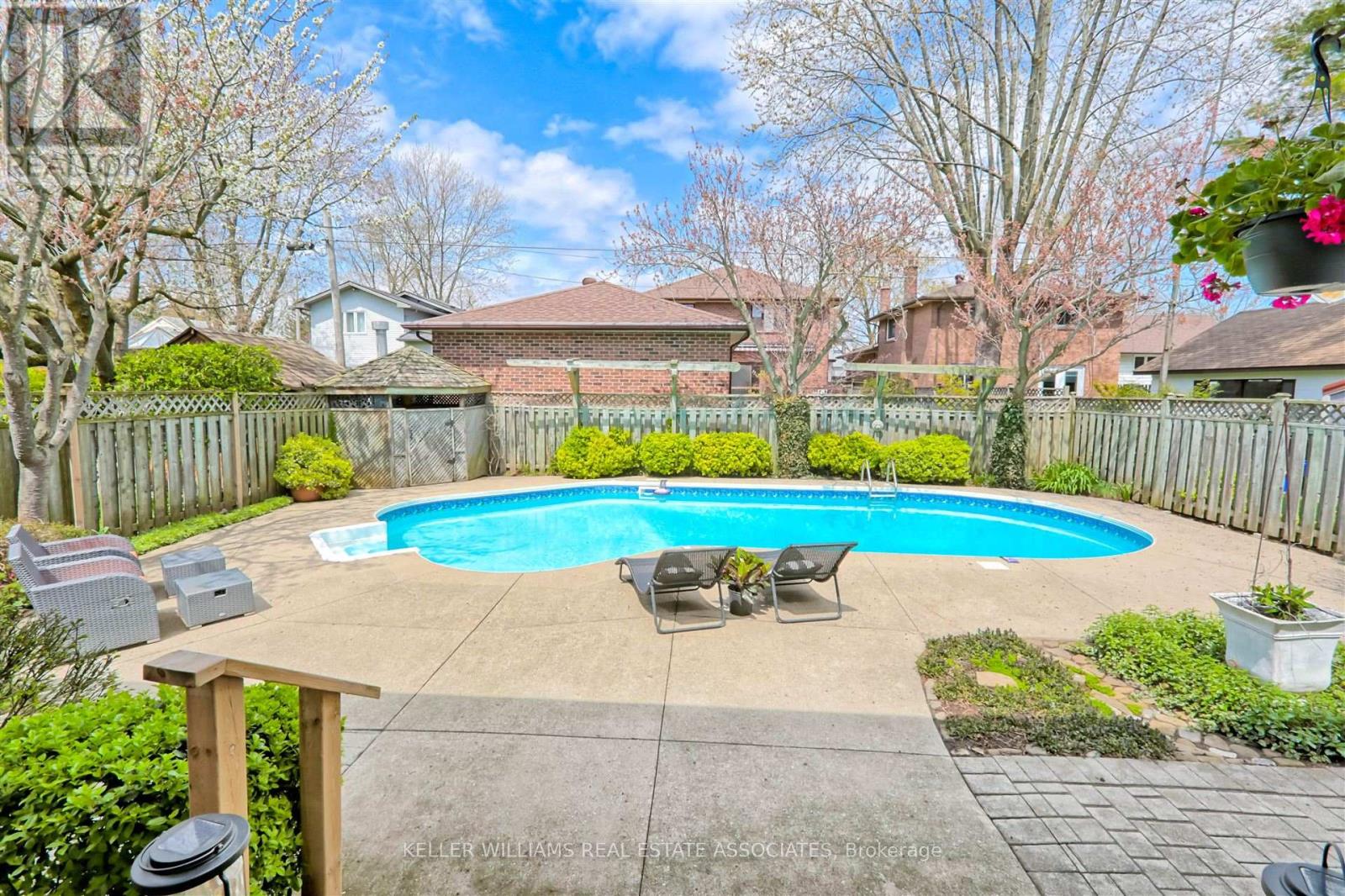 599 Lakeside Avenue, Mississauga (Lakeview), Ontario  L5G 1N7 - Photo 35 - W12132722