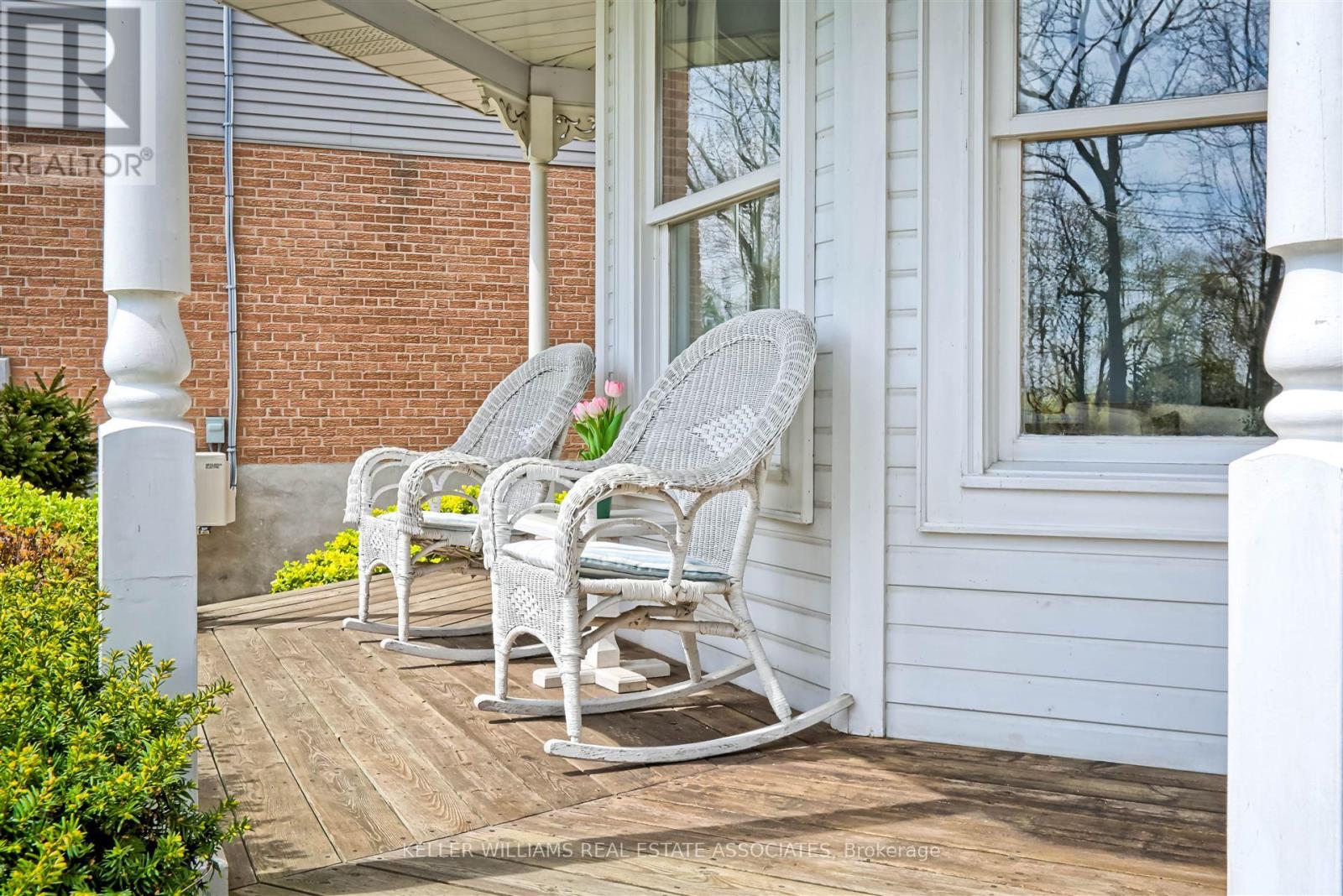599 Lakeside Avenue, Mississauga (Lakeview), Ontario  L5G 1N7 - Photo 5 - W12132722
