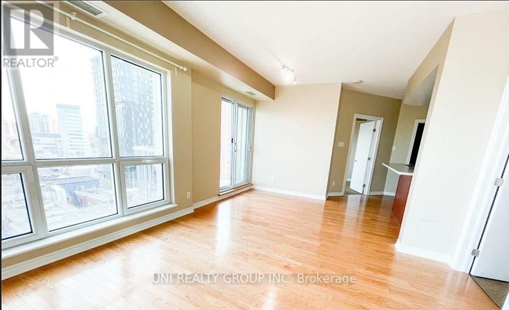 1209 - 200 Rideau Street, Ottawa, Ontario  K1N 5Y1 - Photo 5 - X12120102