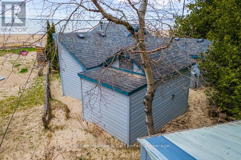 16 Shore Road, Native Leased Lands, Ontario N0H 2L0 - Photo 41 - X12133740