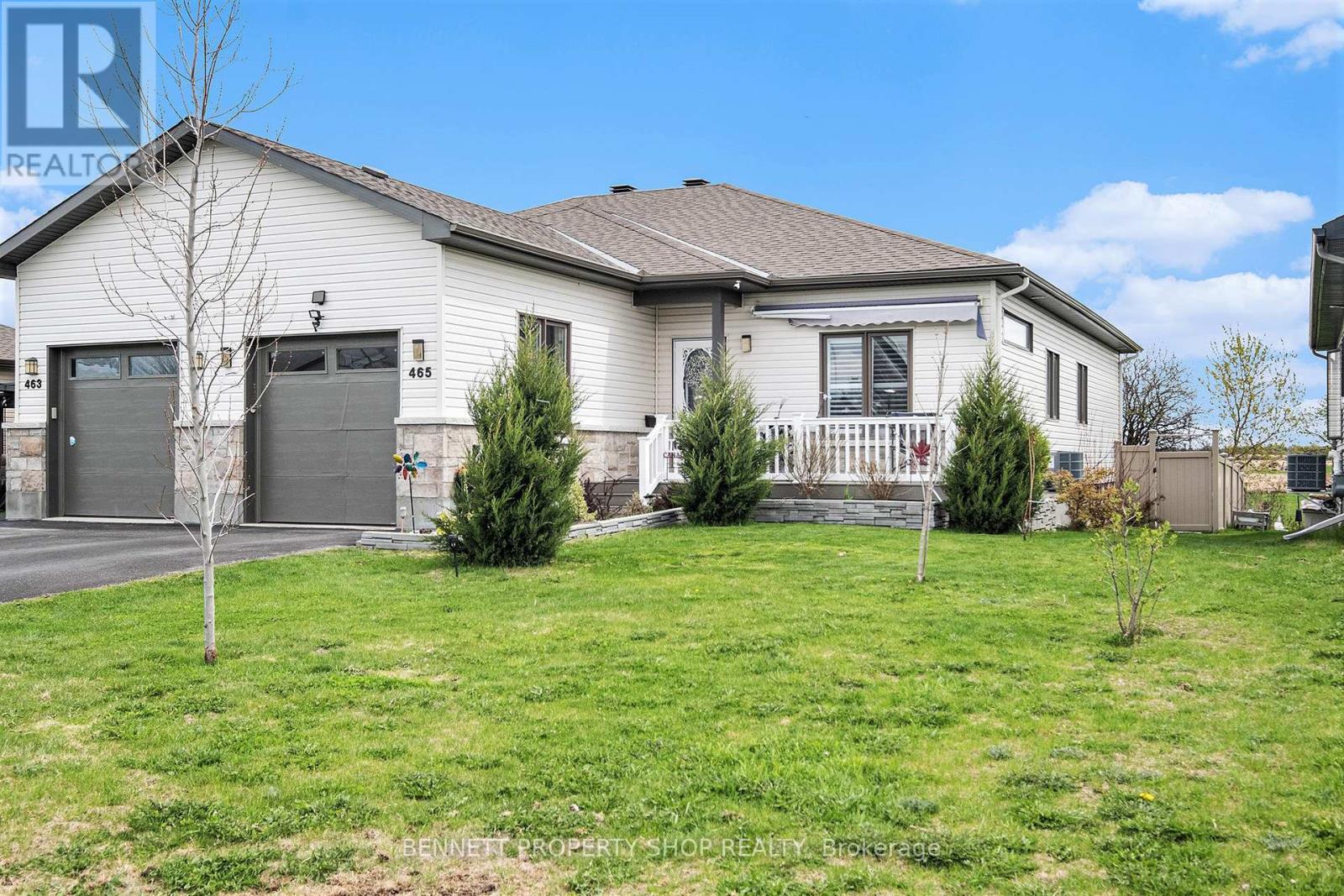 465 Lancaster Lane E, North Dundas, Ontario  N1A 2W1 - Photo 1 - X12134164
