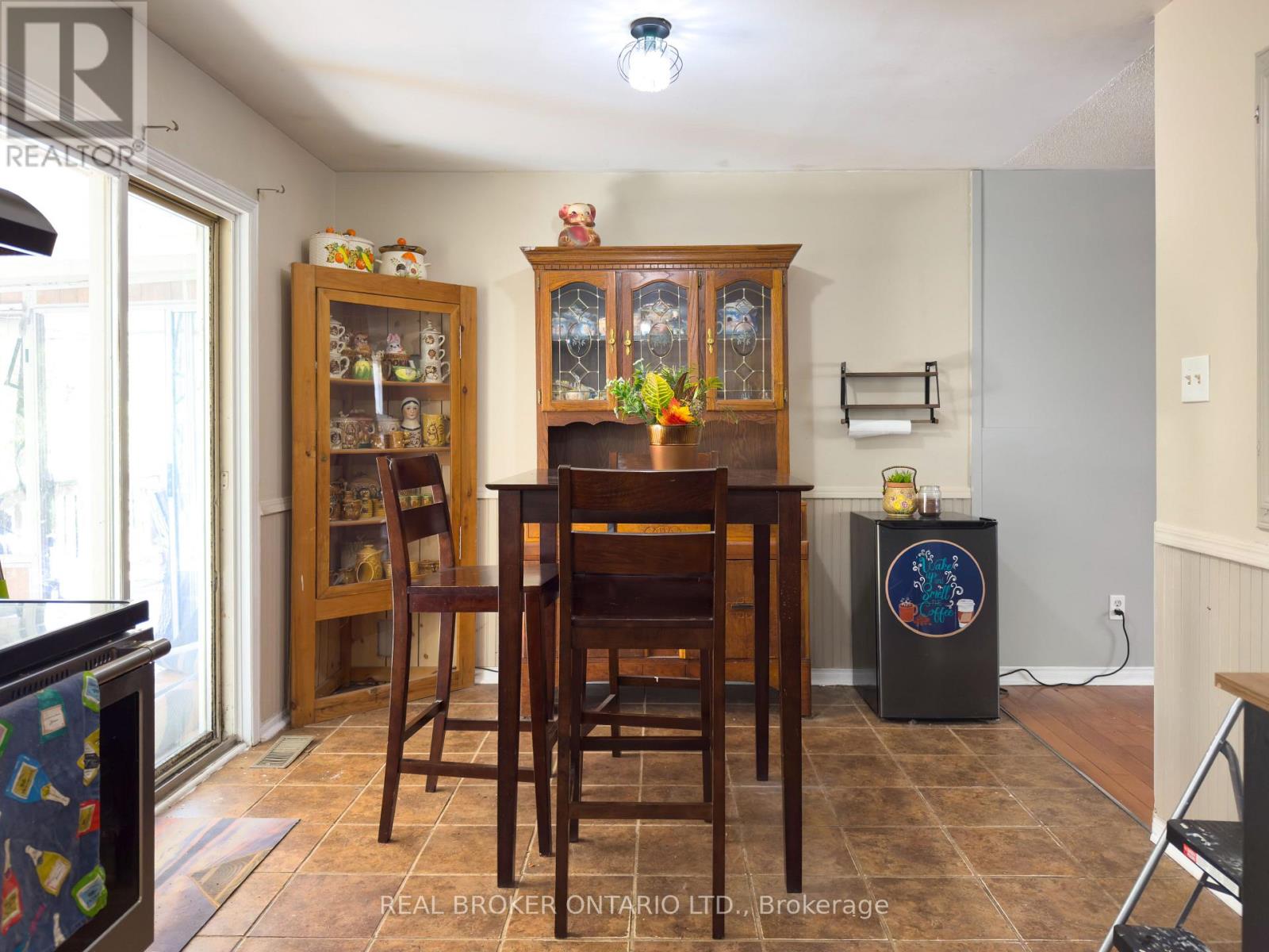 30 Kingfisher Crescent, North Grenville, Ontario  K0G 1J0 - Photo 10 - X12134193