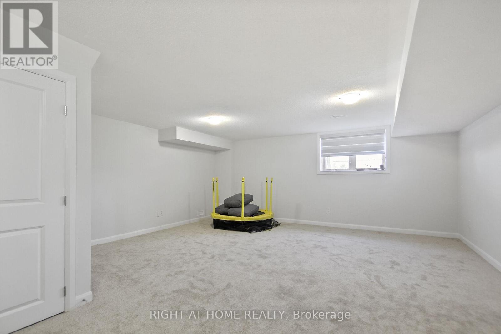 651 Hamsa Street, Ottawa, Ontario  K2J 0K6 - Photo 34 - X12134243