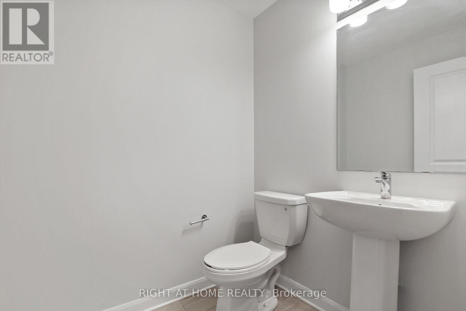 651 Hamsa Street, Ottawa, Ontario  K2J 0K6 - Photo 4 - X12134243