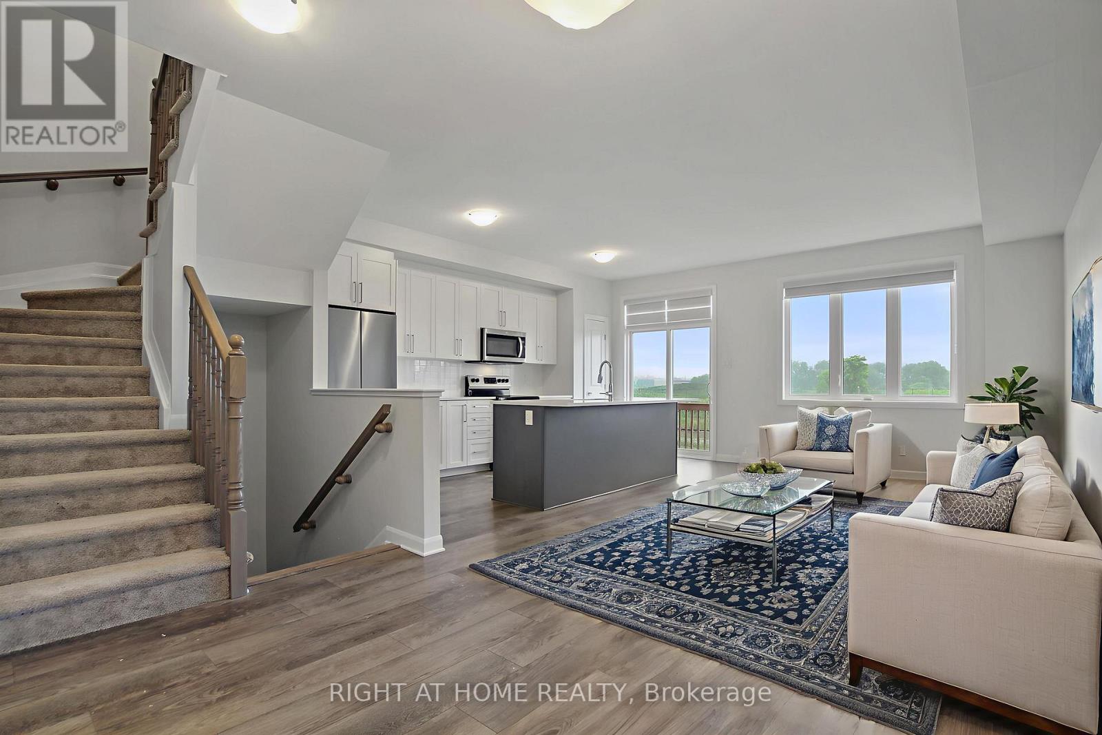 651 Hamsa Street, Ottawa, Ontario  K2J 0K6 - Photo 5 - X12134243