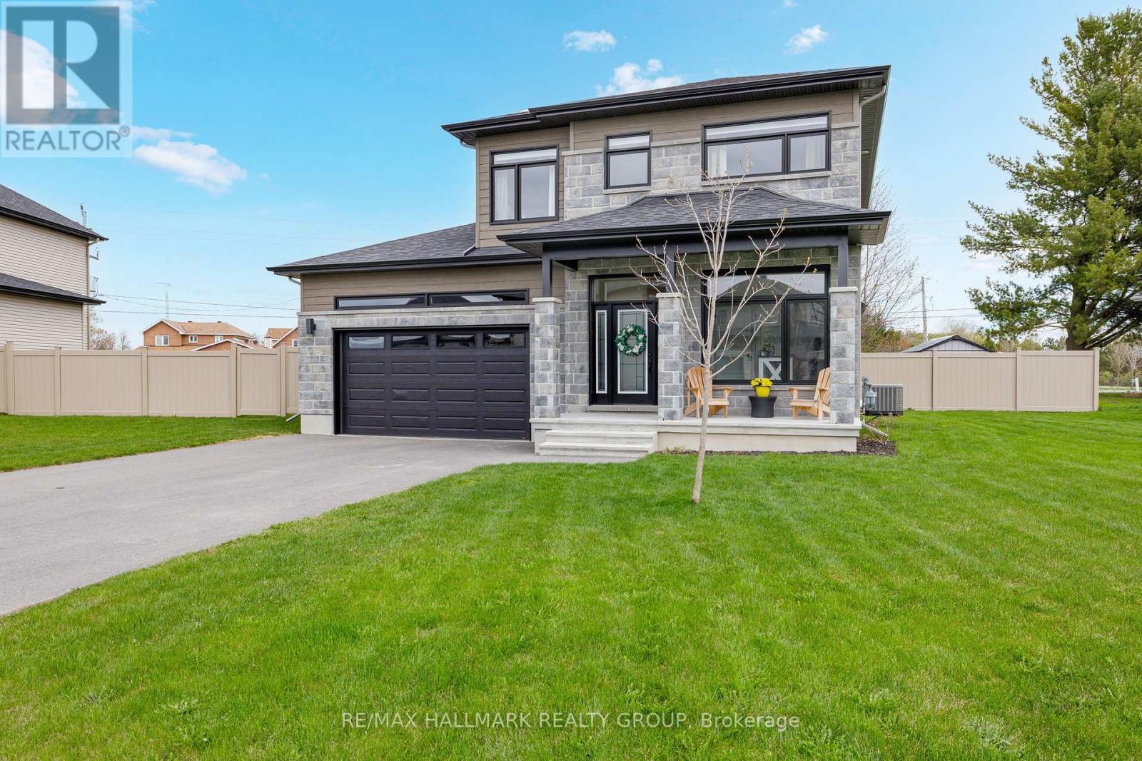 1184 AVIGNON STREET, Russell, Ontario