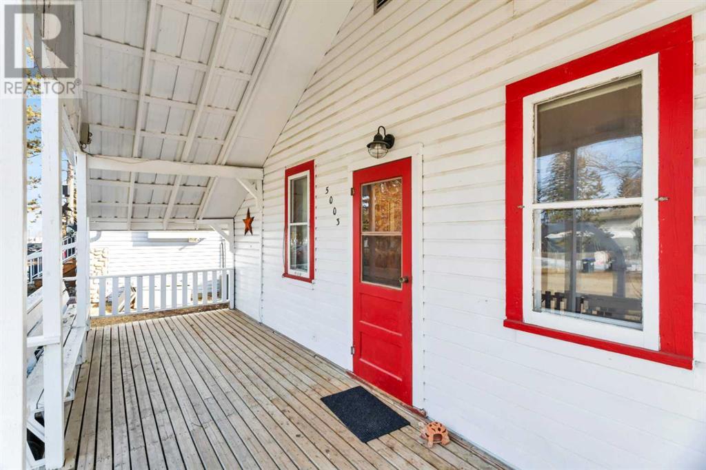 Property at 5003 40 Street image 5