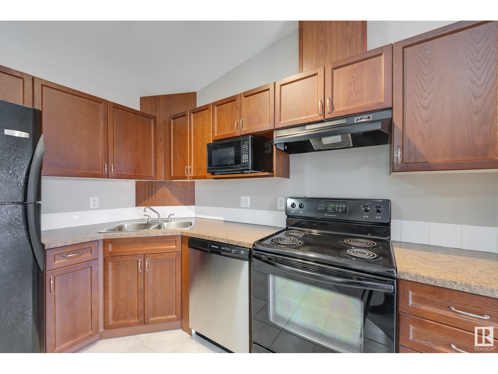 #409 240 Spruce Ridge Rd, Spruce Grove, Alberta  T7X 0G5 - Photo 13 - E4435203