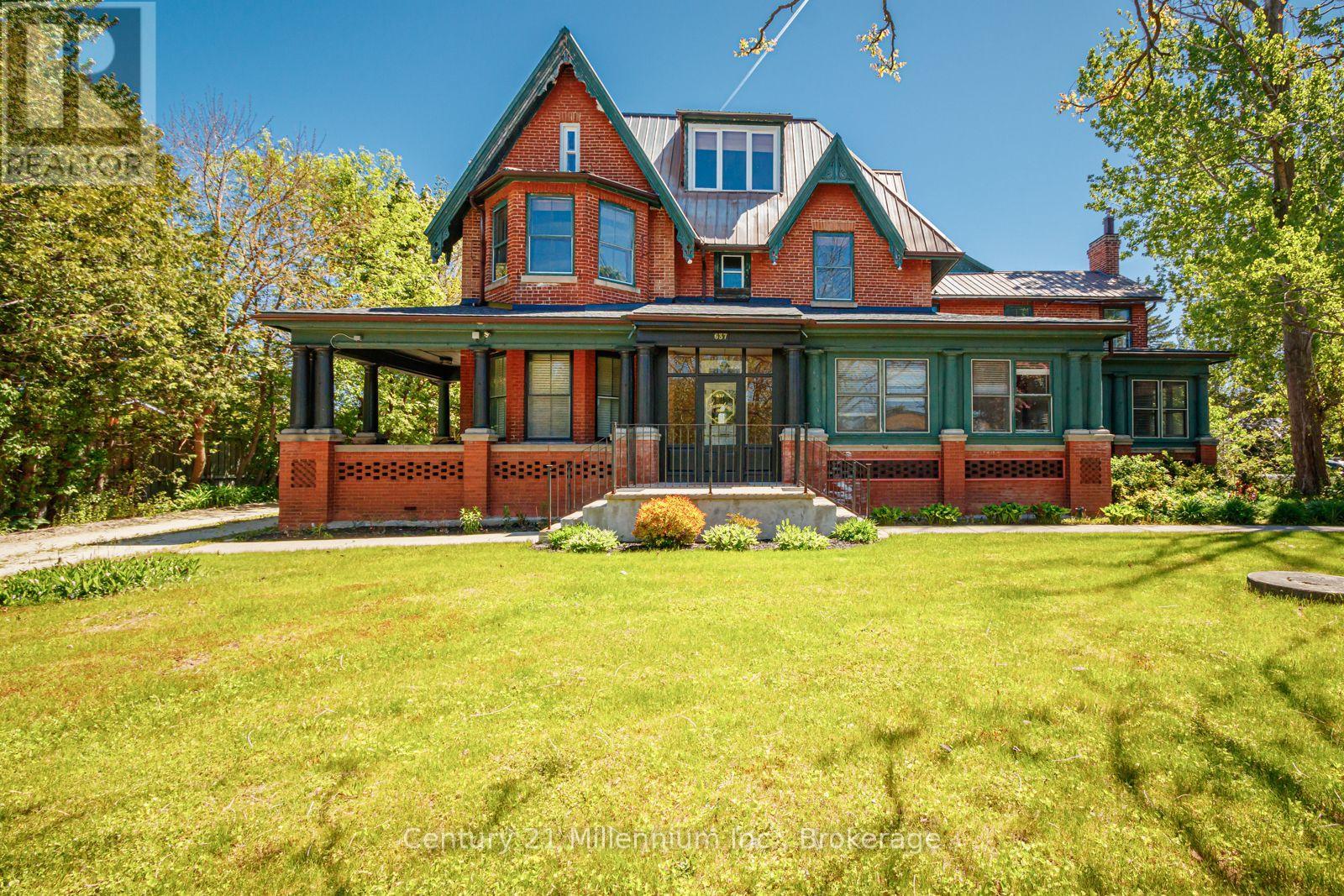 637 HURONTARIO STREET, Collingwood, Ontario
