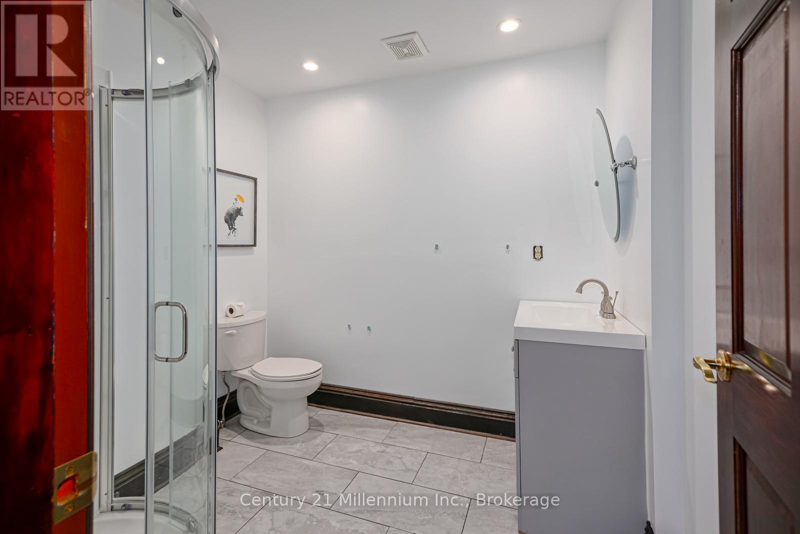 637 Hurontario Street, Collingwood, Ontario  L9Y 2N6 - Photo 40 - S12134241