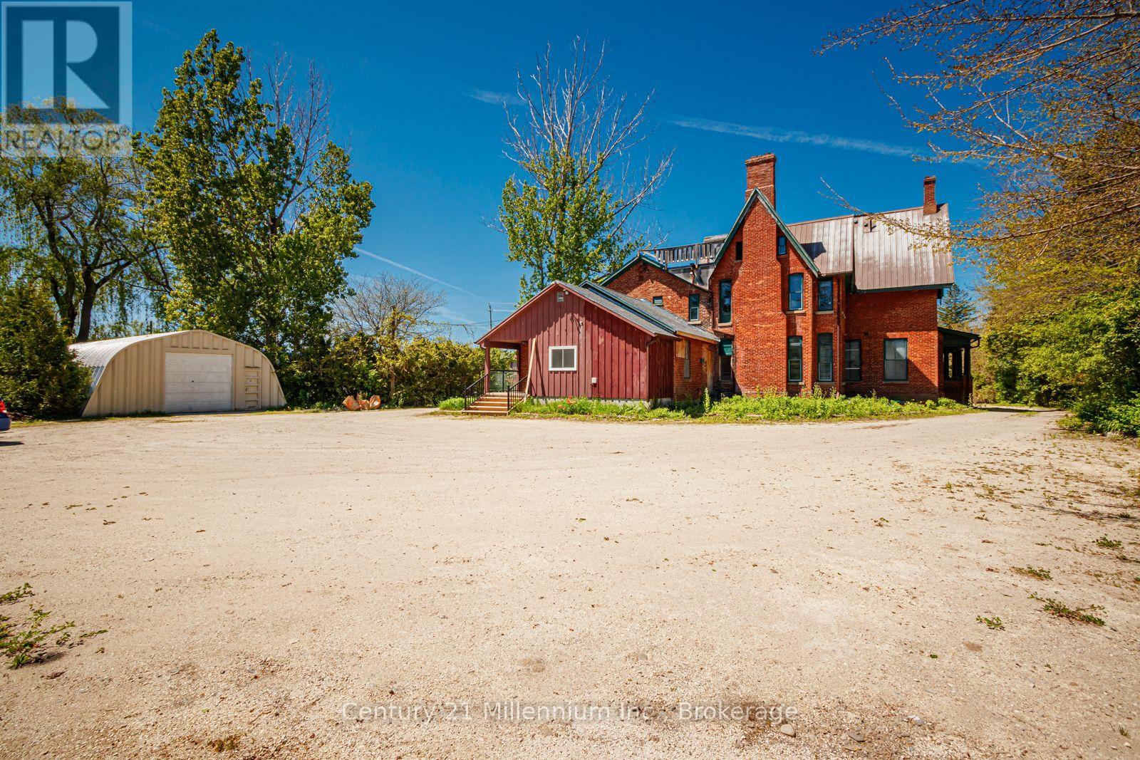 637 Hurontario Street, Collingwood, Ontario  L9Y 2N6 - Photo 47 - S12134241
