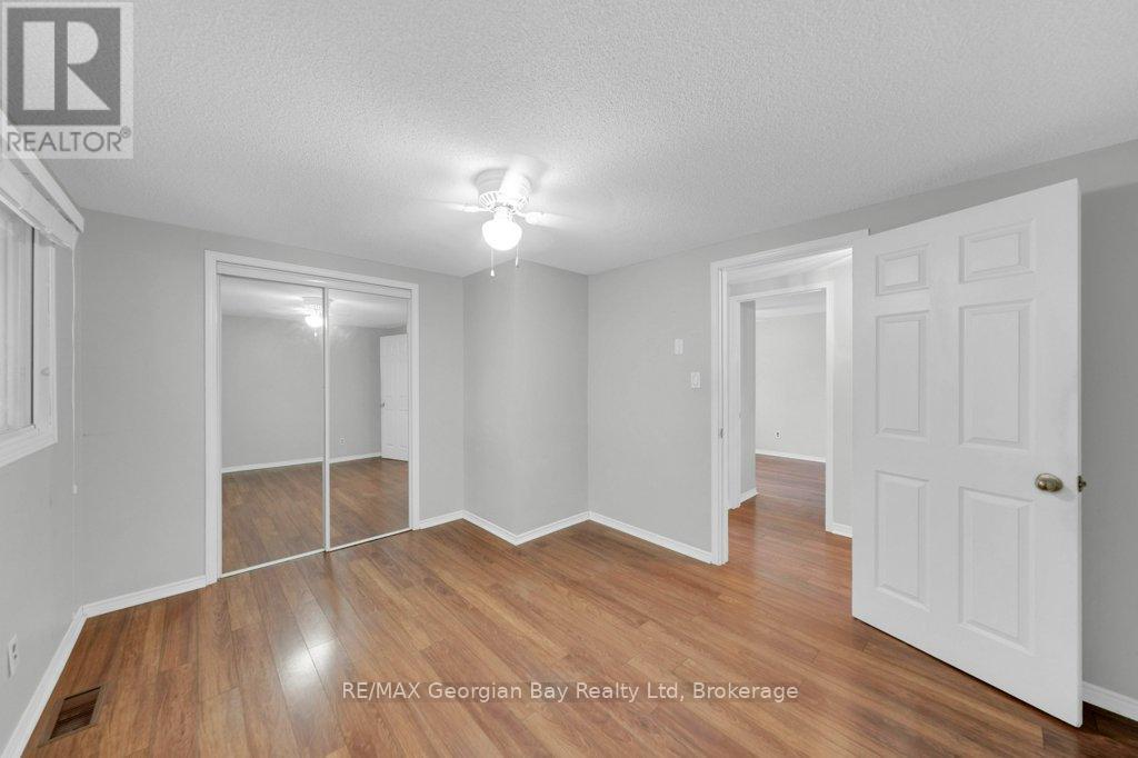 67 Roc Road, Tiny, Ontario  L0L 2J0 - Photo 24 - S12134248