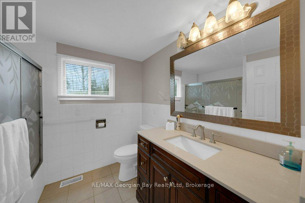 67 Roc Road, Tiny, Ontario  L0L 2J0 - Photo 27 - S12134248