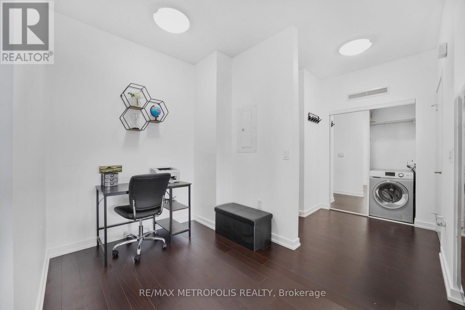 1909 - 38 Dan Leckie Way, Toronto, Ontario  M5V 2V6 - Photo 20 - C12132304