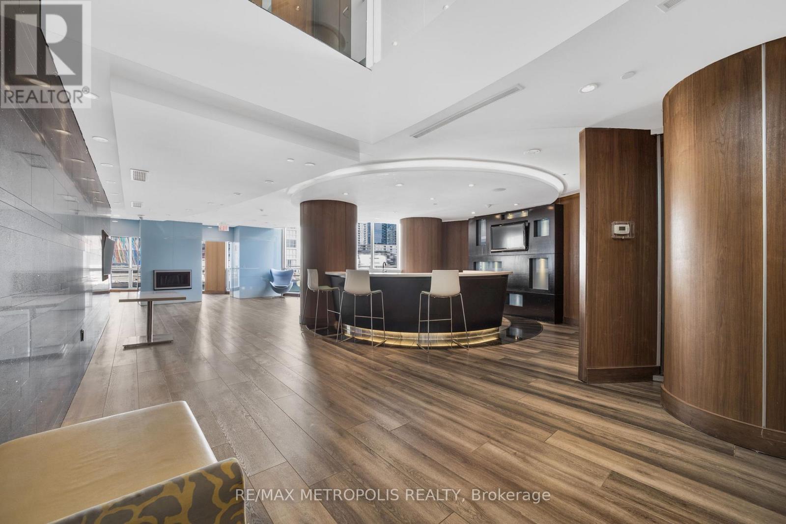 1909 - 38 Dan Leckie Way, Toronto, Ontario  M5V 2V6 - Photo 38 - C12132304