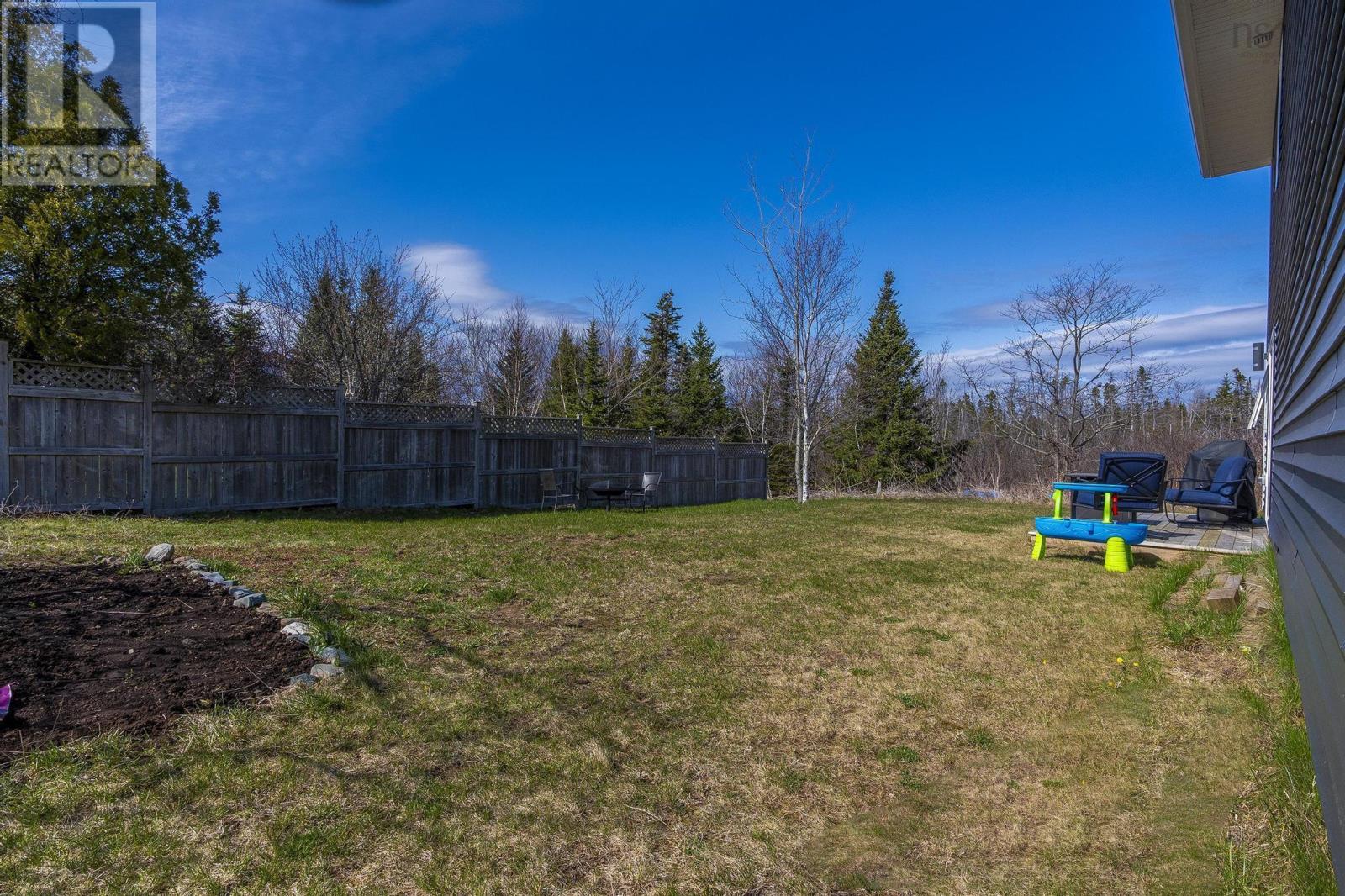 Property at 592 Cow Bay Road image 2