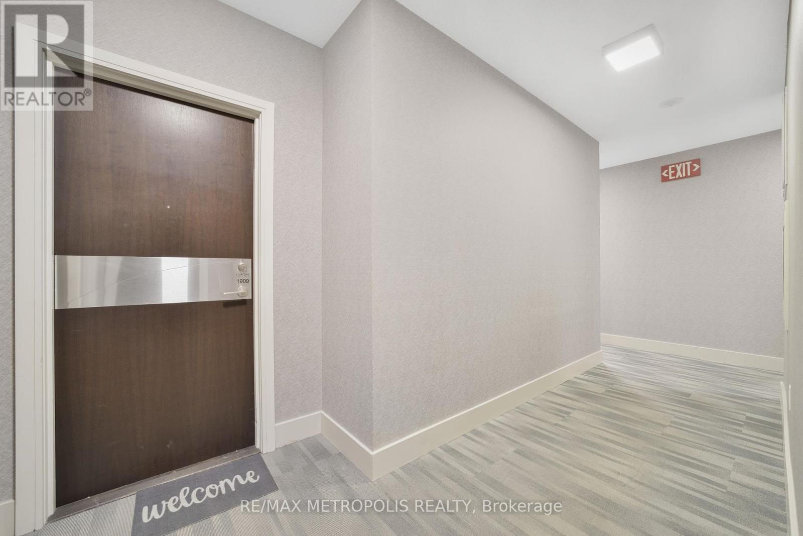 1909 - 38 Dan Leckie Way, Toronto, Ontario  M5V 2V6 - Photo 42 - C12132304