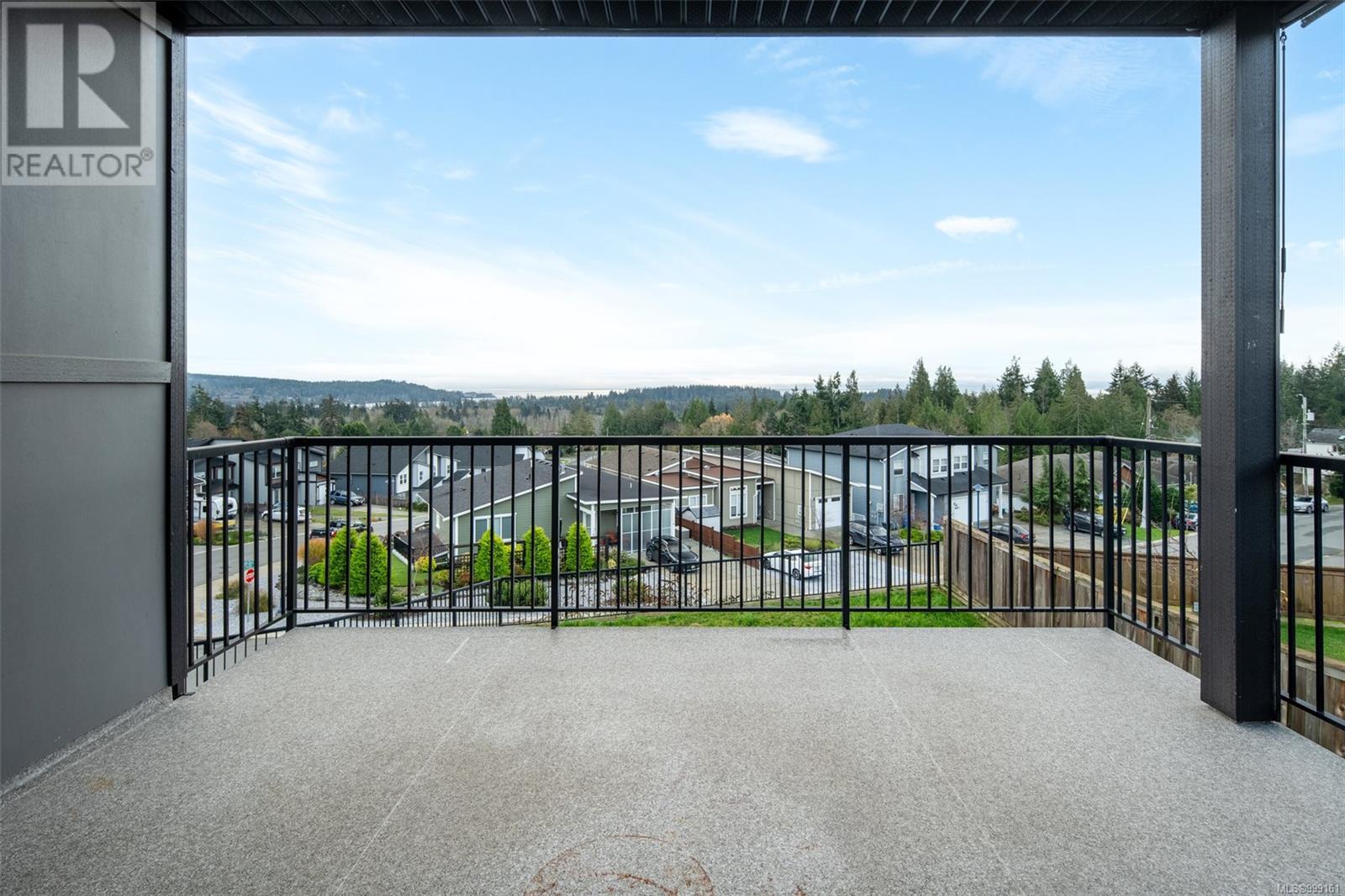 Property at 2206 Winfield Dr image 3