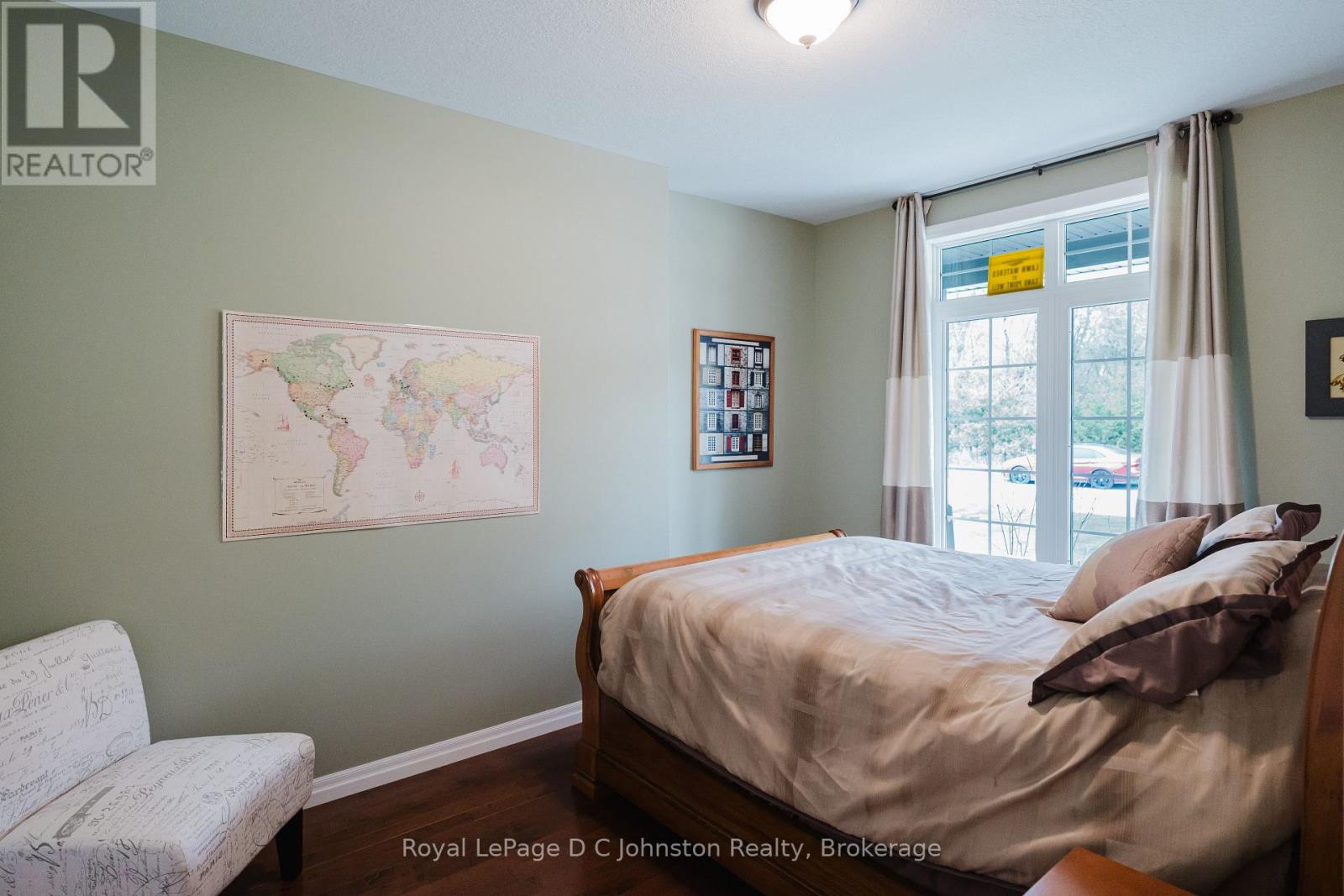 396 Mcnabb Street, Saugeen Shores, Ontario  N0H 2L0 - Photo 17 - X12134163