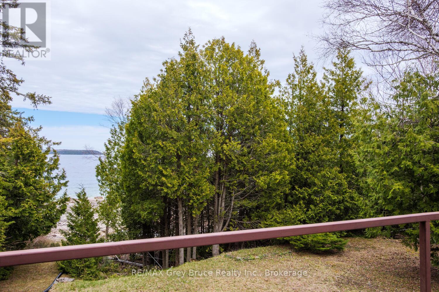 85 Grant Watson Drive, Northern Bruce Peninsula, Ontario  N0H 2R0 - Photo 29 - X12134202