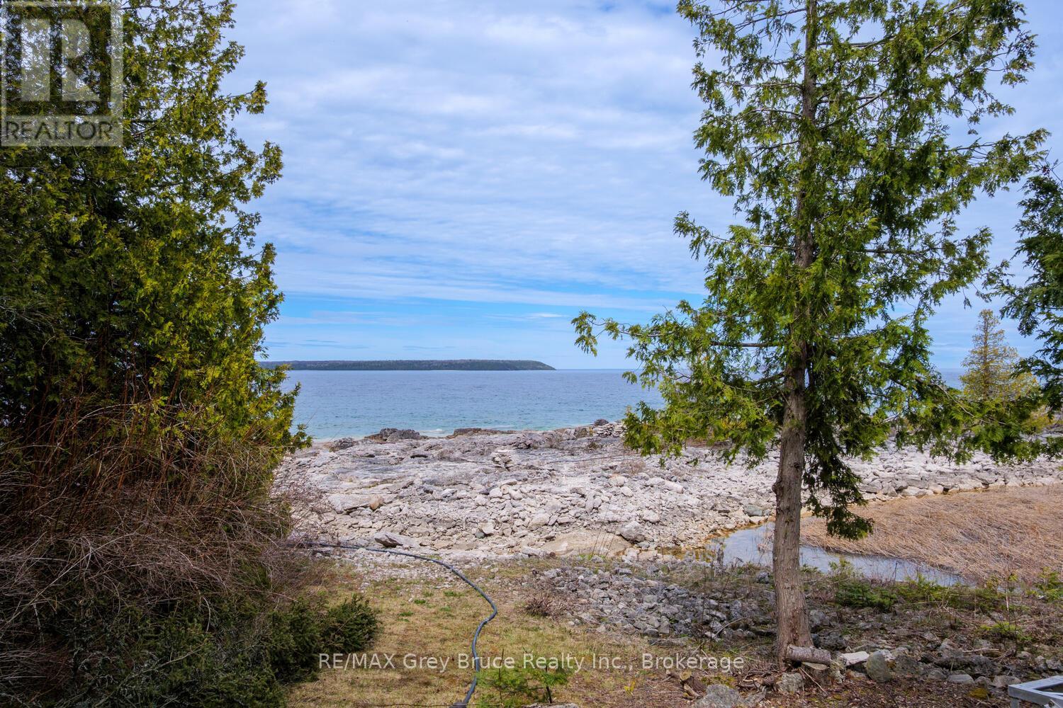 85 Grant Watson Drive, Northern Bruce Peninsula, Ontario  N0H 2R0 - Photo 32 - X12134202