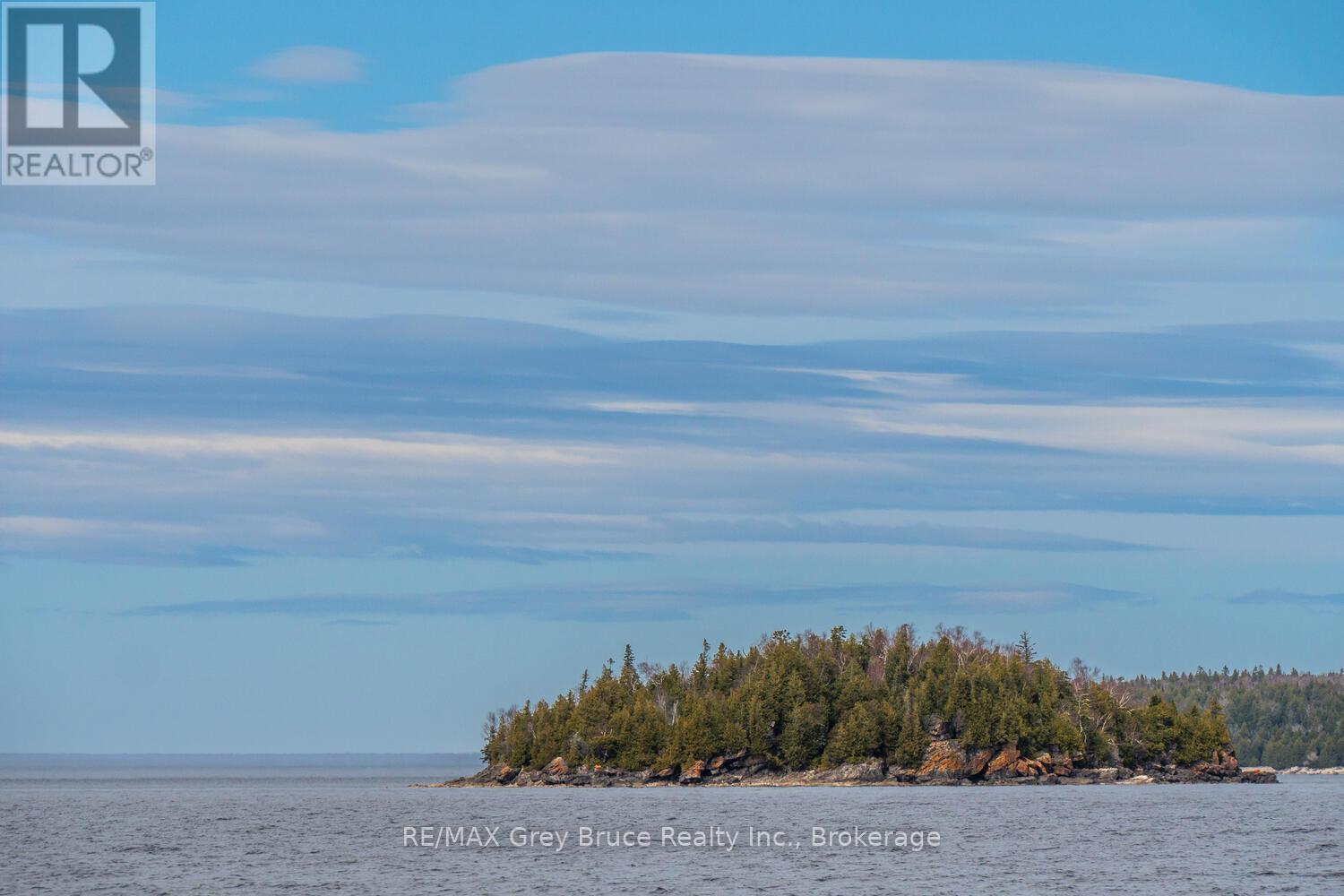 85 Grant Watson Drive, Northern Bruce Peninsula, Ontario  N0H 2R0 - Photo 41 - X12134202