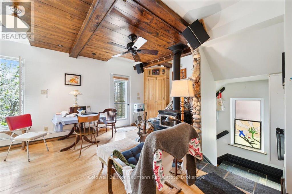 124 Surrey Street E, Guelph, Ontario  N1H 3P9 - Photo 8 - X12134219