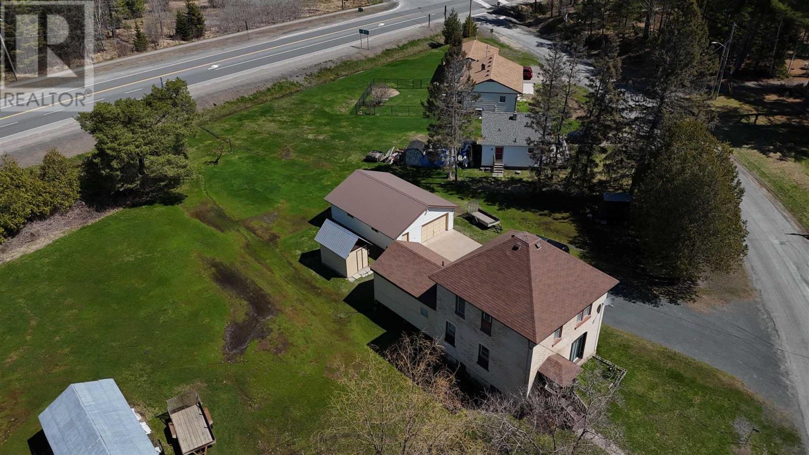 6 Williams St, Bruce Mines, Ontario  P0R 1C0 - Photo 3 - SM251026