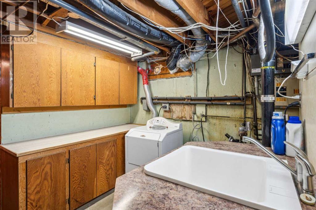 9404 Allison Drive Se, Calgary, Alberta  T2J 1B5 - Photo 21 - A2205940