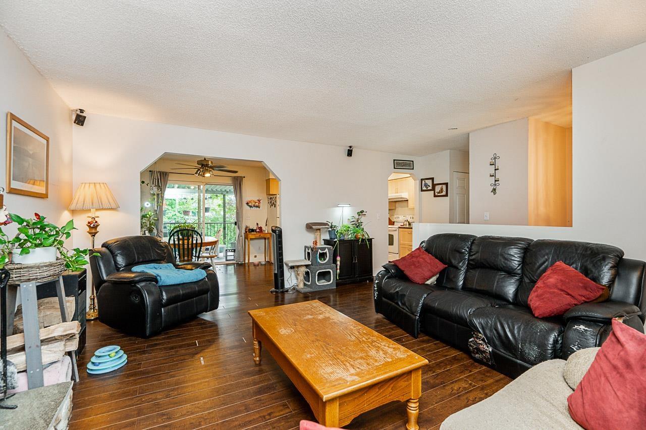 Property at 26842 32A AVENUE image 5