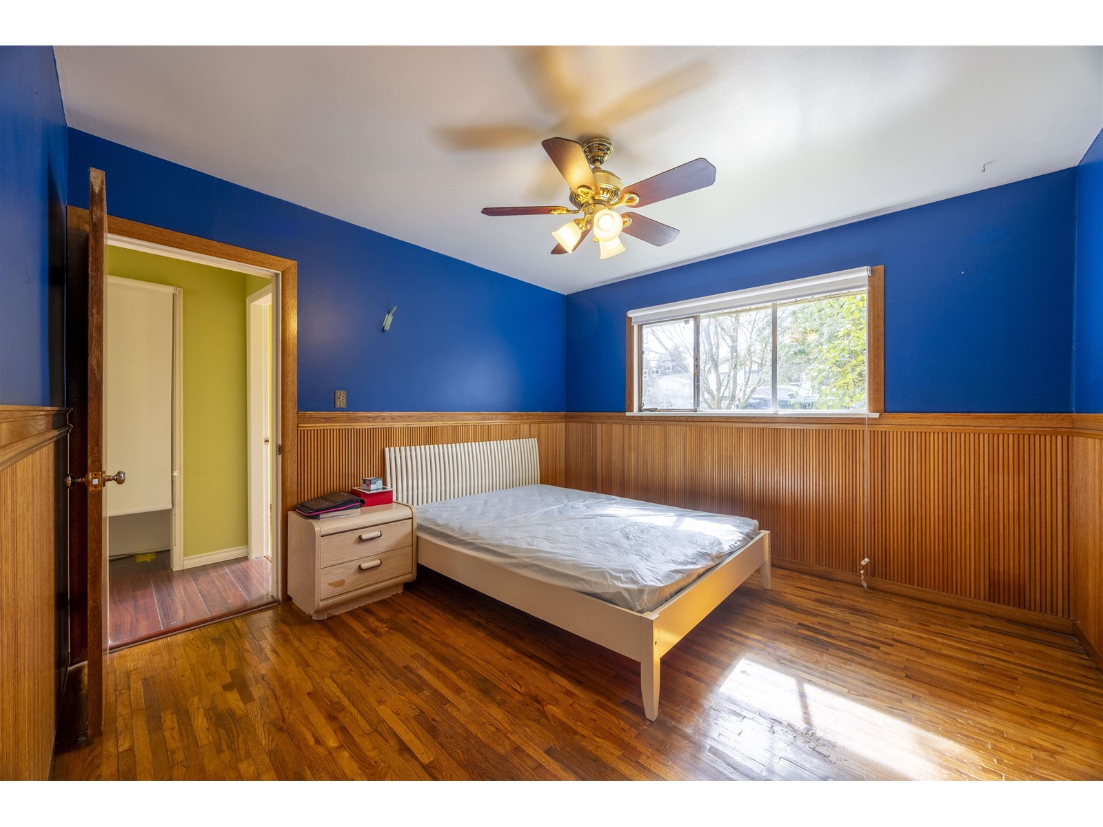 Property at 15523 105A AVENUE image 5