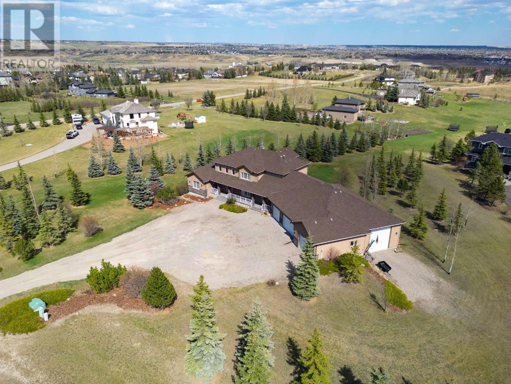 28 Villosa Ridge Drive, Rural Rocky View County, Alberta  T3Z 1H2 - Photo 5 - A2218251