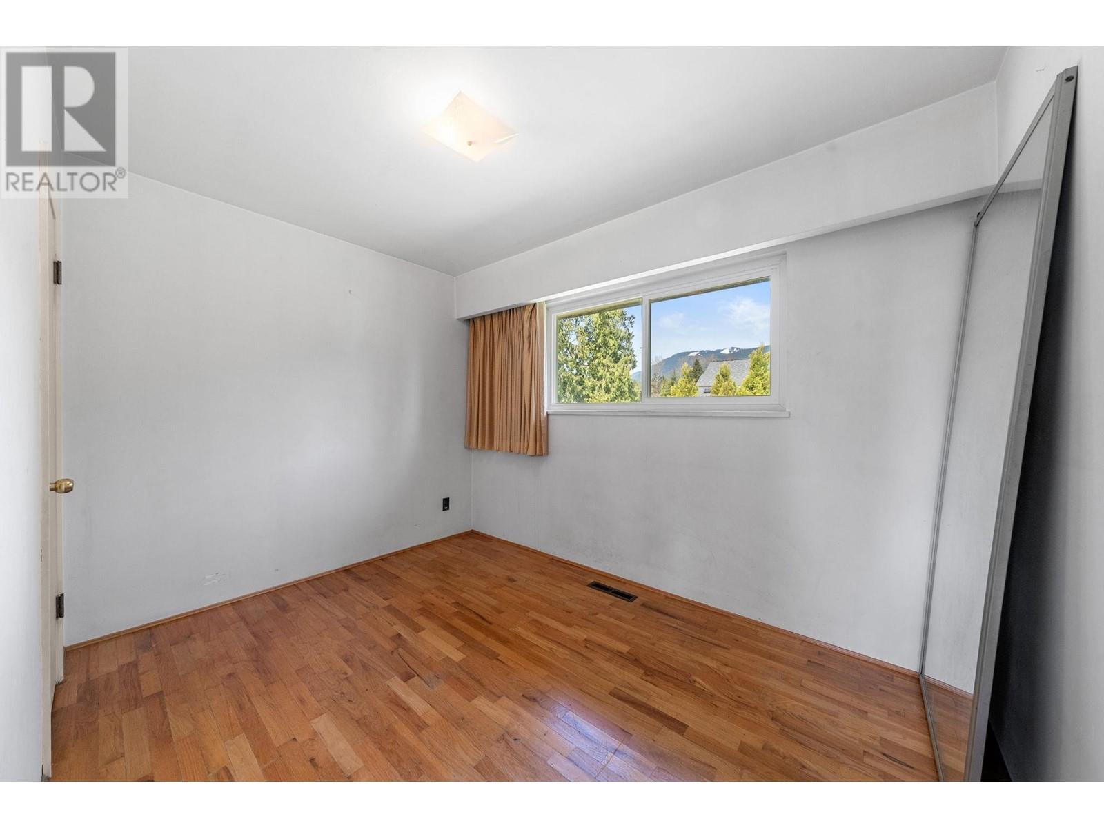 780 E 16th Street, North Vancouver, British Columbia  V7L 2V1 - Photo 23 - R2986395