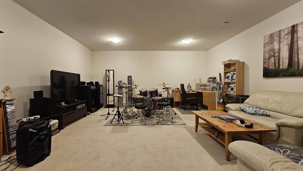 8 9989 E Barnston Drive, Surrey, British Columbia  V4N 6N3 - Photo 19 - R3000179
