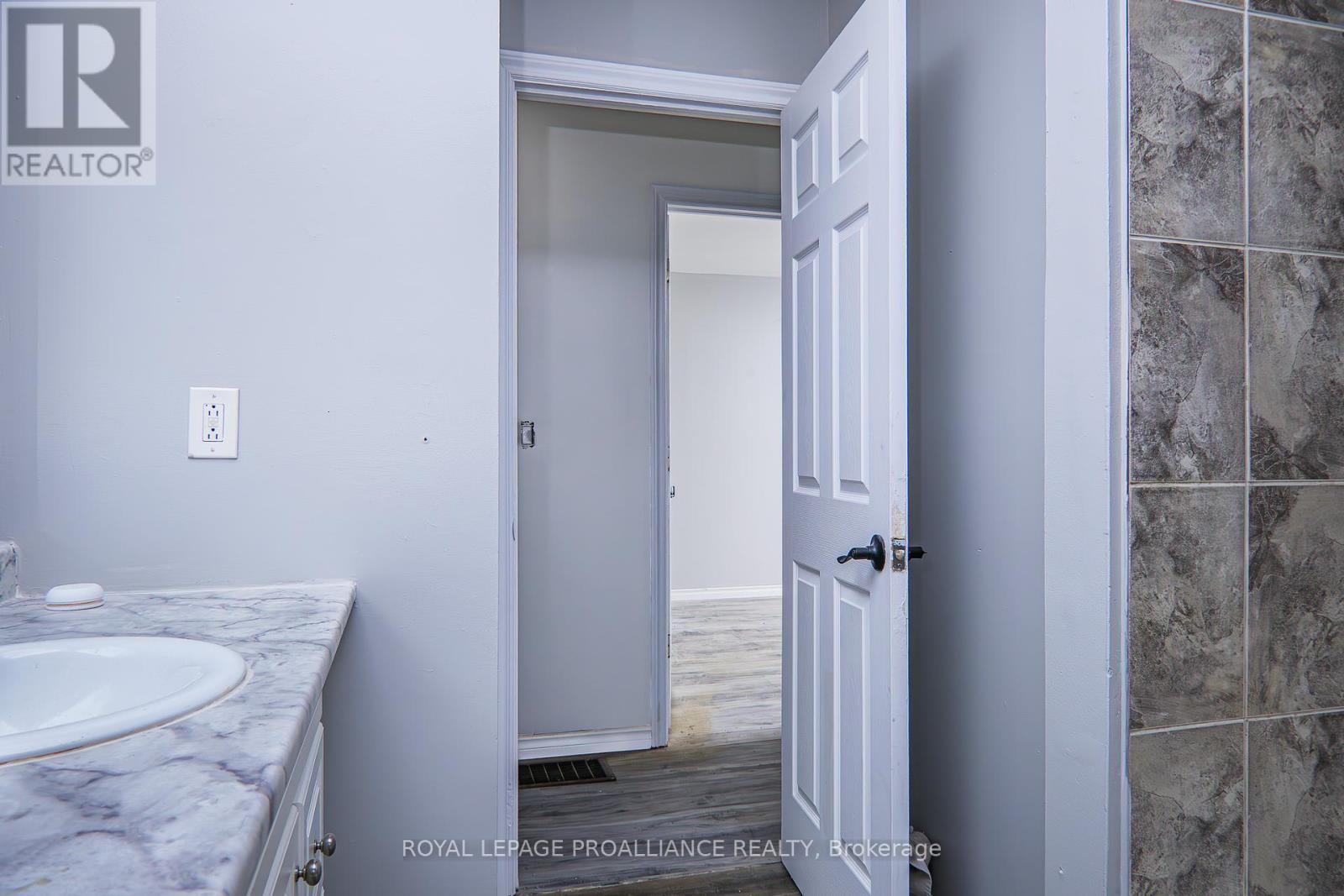 21 Pepper Avenue, Belleville, Ontario  K8P 4R2 - Photo 13 - X11986207