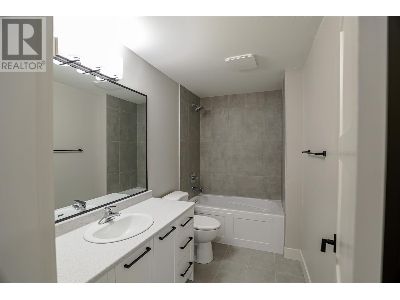 1388 Madore Avenue, Coquitlam, British Columbia  V3K 3C2 - Photo 22 - R2999785