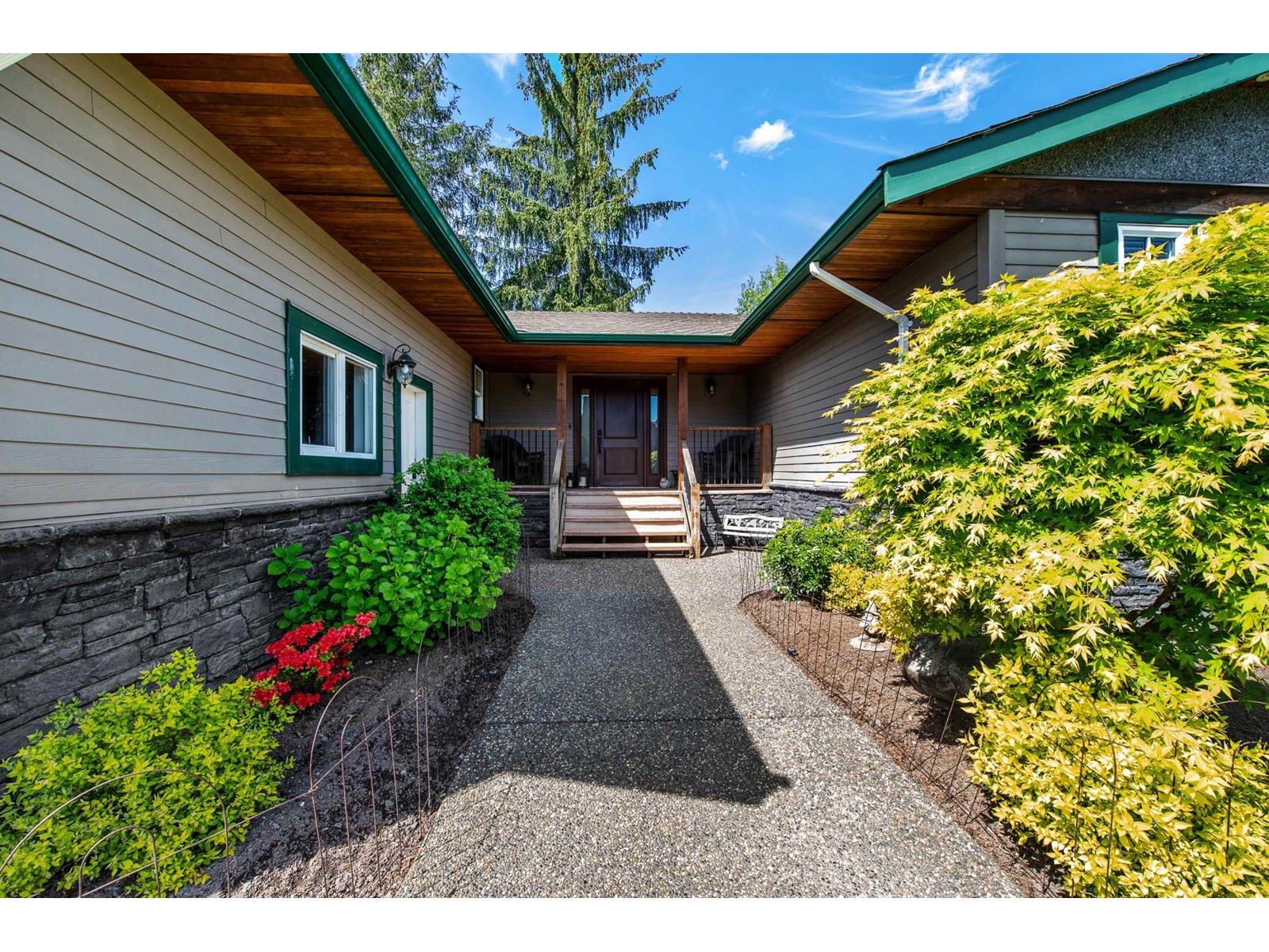 Property at 22285 64 AVENUE image 2