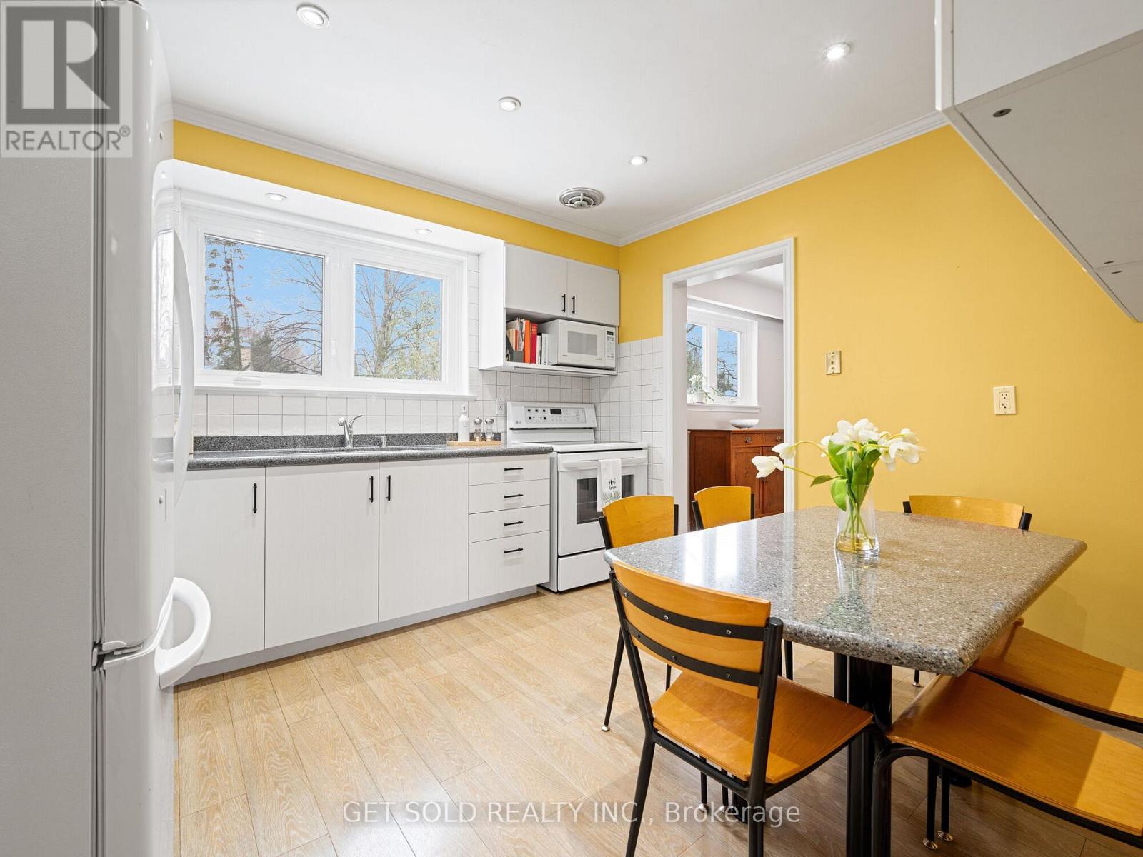 50 Ringway Crescent, Toronto, Ontario  M9W 1X4 - Photo 10 - W12039798